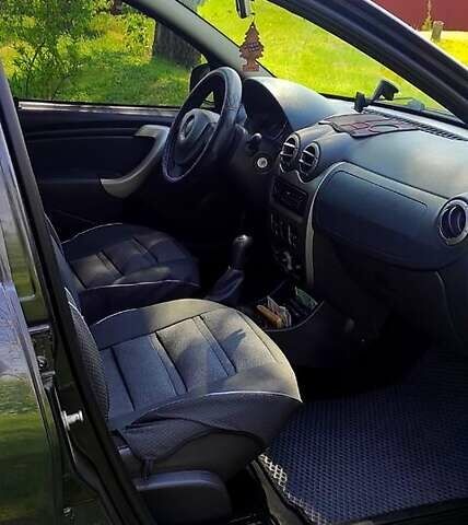 Серый Дачия Сандеро, объемом двигателя 1.6 л и пробегом 176 тыс. км за 6800 $, фото 1 на Automoto.ua