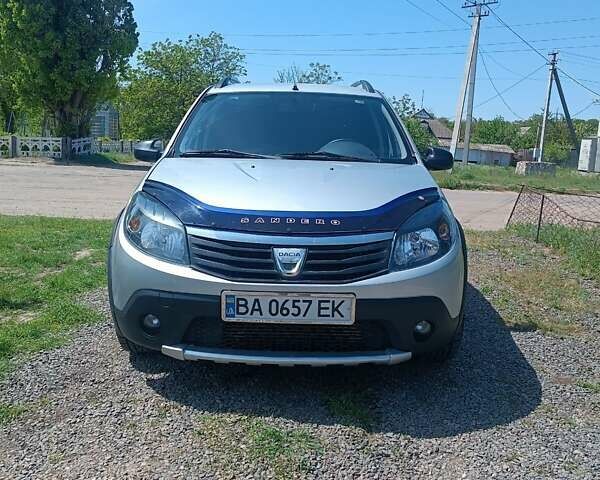 Сірий Дачія Sandero, об'ємом двигуна 1.46 л та пробігом 182 тис. км за 6500 $, фото 1 на Automoto.ua