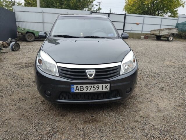 Дачія Sandero 2011 у Вознесенске на Automoto.ua Сірий Дачія Sandero, об'ємом двигуна 1.1 л та пробігом 178 тис. км за 3500 $, фото 1 на Automoto.ua