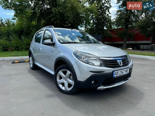Сірий Дачія Sandero, об'ємом двигуна 1.6 л та пробігом 152 тис. км за 7100 $, фото 1 на Automoto.ua