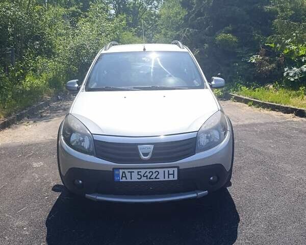 Сірий Дачія Sandero, об'ємом двигуна 1.5 л та пробігом 180 тис. км за 6300 $, фото 1 на Automoto.ua