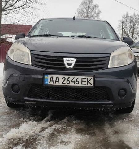 Серый Дачия Сандеро, объемом двигателя 1.1 л и пробегом 250 тыс. км за 3858 $, фото 1 на Automoto.ua