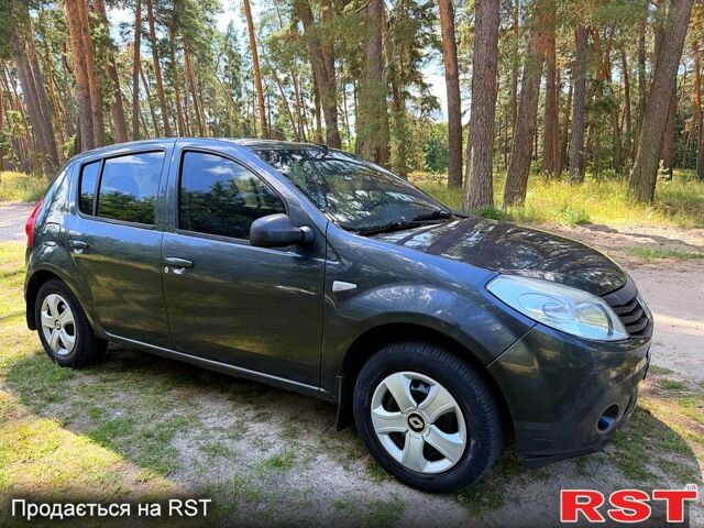 Сірий Дачія Sandero, об'ємом двигуна 1.1 л та пробігом 175 тис. км за 4450 $, фото 1 на Automoto.ua