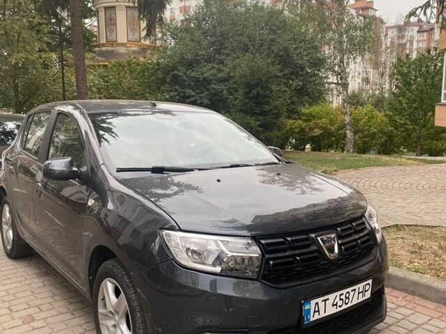 Серый Дачия Сандеро, объемом двигателя 1 л и пробегом 54 тыс. км за 8800 $, фото 1 на Automoto.ua