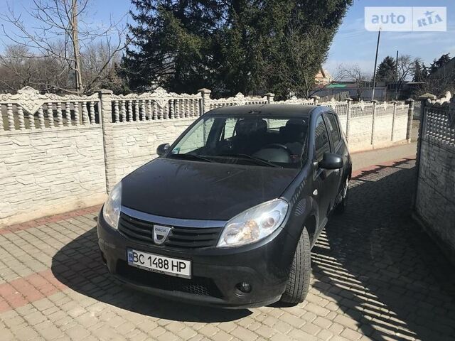 Сірий Дачія Sandero, об'ємом двигуна 1.6 л та пробігом 139 тис. км за 5750 $, фото 1 на Automoto.ua