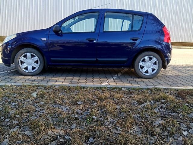 Синій Дачія Sandero, об'ємом двигуна 1.1 л та пробігом 125 тис. км за 4200 $, фото 1 на Automoto.ua