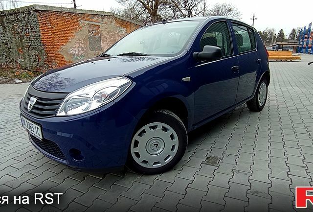 Синій Дачія Sandero, об'ємом двигуна 1.4 л та пробігом 98 тис. км за 4800 $, фото 1 на Automoto.ua