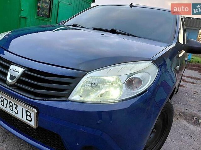 Синий Дачия Сандеро, объемом двигателя 1.4 л и пробегом 185 тыс. км за 4500 $, фото 1 на Automoto.ua