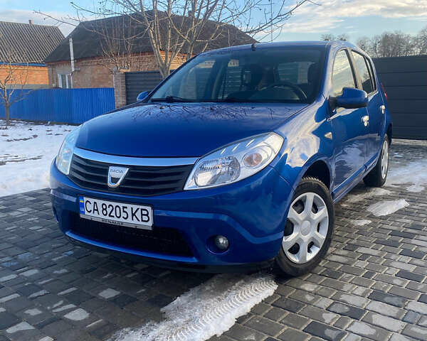 Синій Дачія Sandero, об'ємом двигуна 1.6 л та пробігом 145 тис. км за 5399 $, фото 1 на Automoto.ua