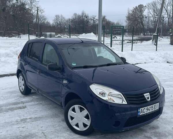 Синій Дачія Sandero, об'ємом двигуна 1.39 л та пробігом 196 тис. км за 4500 $, фото 1 на Automoto.ua