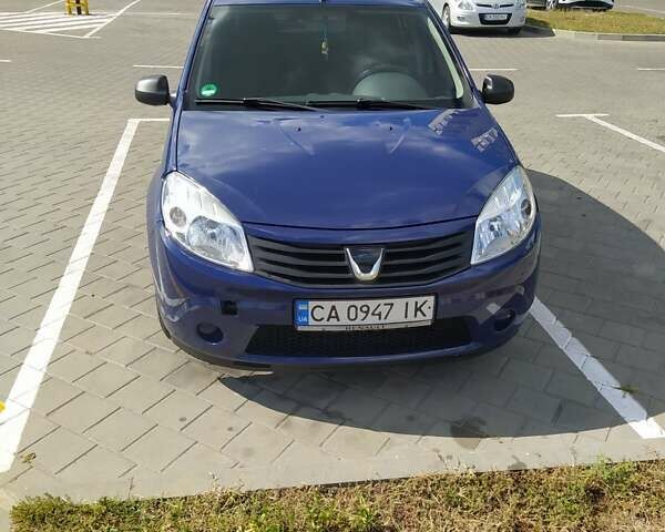 Синий Дачия Сандеро, объемом двигателя 1.4 л и пробегом 160 тыс. км за 4250 $, фото 1 на Automoto.ua