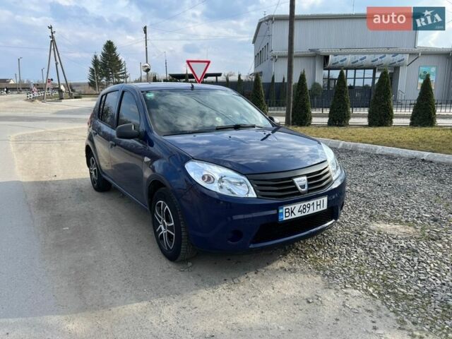 Синій Дачія Sandero, об'ємом двигуна 1.4 л та пробігом 158 тис. км за 3350 $, фото 1 на Automoto.ua