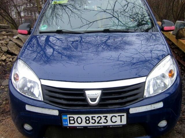Синій Дачія Sandero, об'ємом двигуна 1.4 л та пробігом 227 тис. км за 3700 $, фото 1 на Automoto.ua