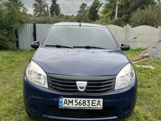 Синій Дачія Sandero, об'ємом двигуна 1.4 л та пробігом 220 тис. км за 1900 $, фото 1 на Automoto.ua