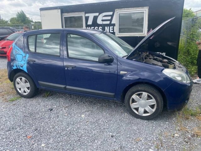 Синій Дачія Sandero, об'ємом двигуна 1.4 л та пробігом 210 тис. км за 4600 $, фото 1 на Automoto.ua