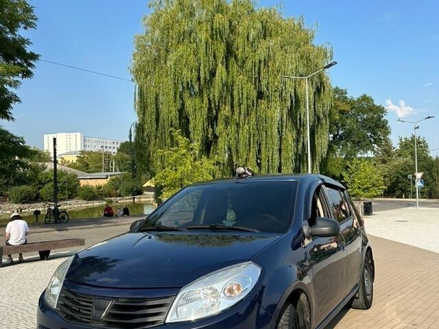 Синий Дачия Сандеро, объемом двигателя 1.2 л и пробегом 145 тыс. км за 3500 $, фото 1 на Automoto.ua