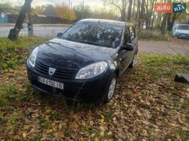 Синий Дачия Сандеро, объемом двигателя 1.2 л и пробегом 160 тыс. км за 3750 $, фото 1 на Automoto.ua