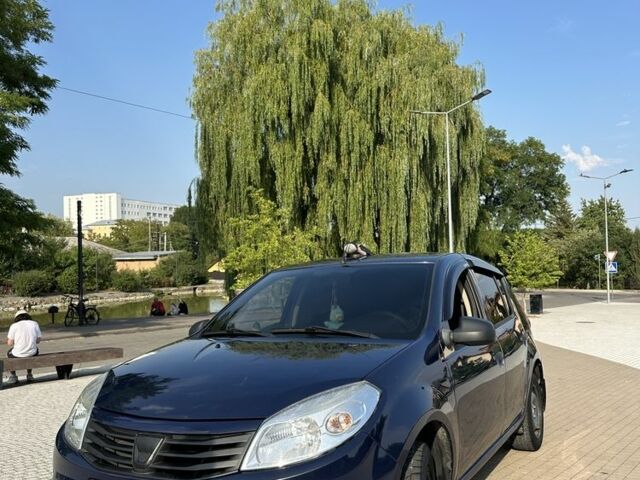 Синий Дачия Сандеро, объемом двигателя 1.1 л и пробегом 141 тыс. км за 3702 $, фото 1 на Automoto.ua