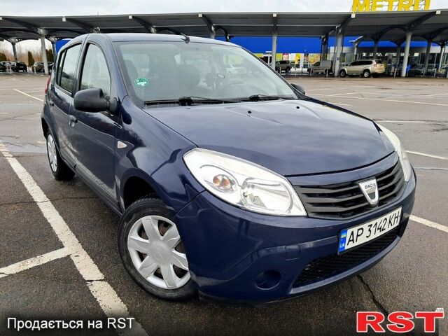 Синій Дачія Sandero, об'ємом двигуна 1.1 л та пробігом 1400 тис. км за 4300 $, фото 1 на Automoto.ua