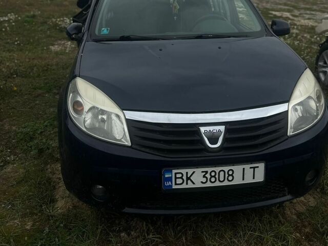 Синій Дачія Sandero, об'ємом двигуна 1.15 л та пробігом 210 тис. км за 1350 $, фото 1 на Automoto.ua