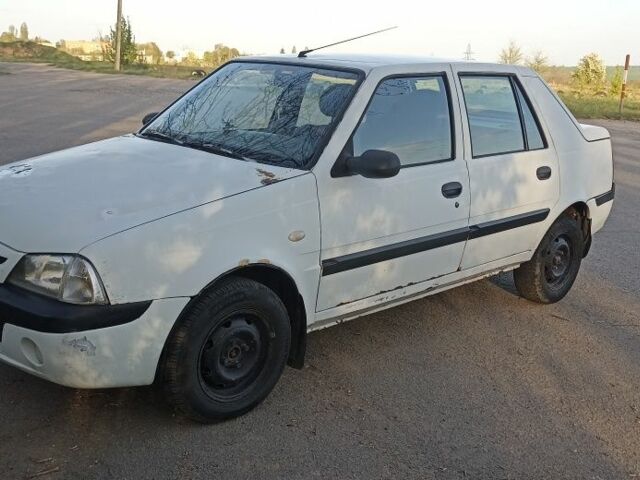 Белый Дачия Соленза, объемом двигателя 1.4 л и пробегом 280 тыс. км за 1600 $, фото 1 на Automoto.ua
