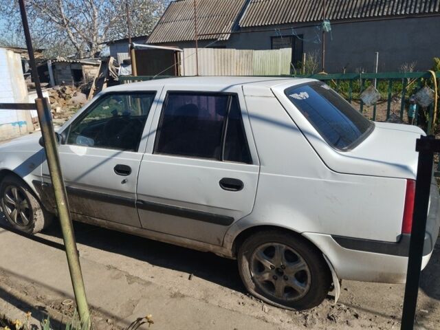 Белый Дачия Соленза, объемом двигателя 1.4 л и пробегом 172 тыс. км за 1500 $, фото 1 на Automoto.ua