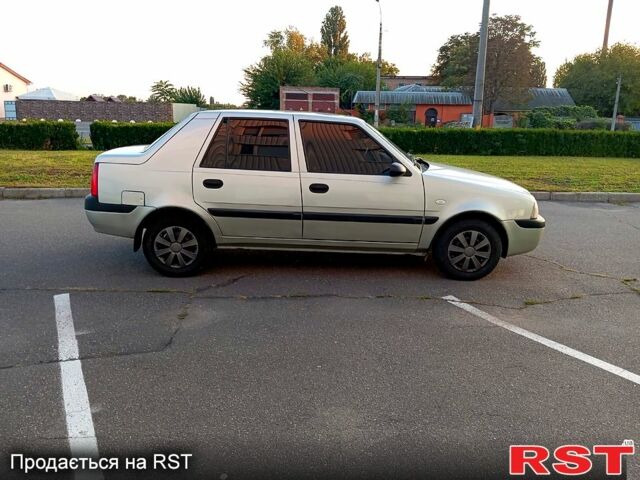 Серый Дачия Соленза, объемом двигателя 1.4 л и пробегом 169 тыс. км за 2000 $, фото 1 на Automoto.ua