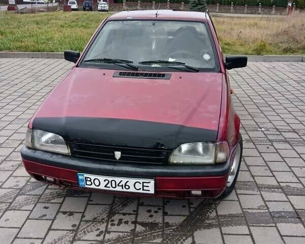 Красный Дачия Супер Нова, объемом двигателя 1.4 л и пробегом 200 тыс. км за 700 $, фото 1 на Automoto.ua