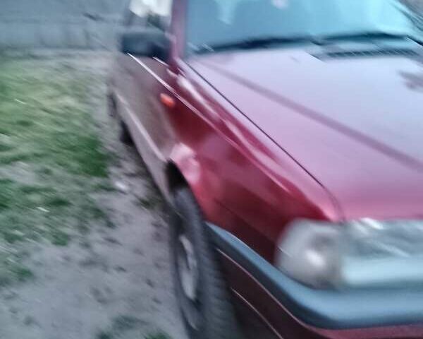 Красный Дачия Супер Нова, объемом двигателя 1.4 л и пробегом 205 тыс. км за 1000 $, фото 1 на Automoto.ua