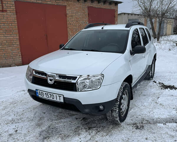 Білий Дачія Duster, об'ємом двигуна 1.6 л та пробігом 174 тис. км за 8500 $, фото 1 на Automoto.ua