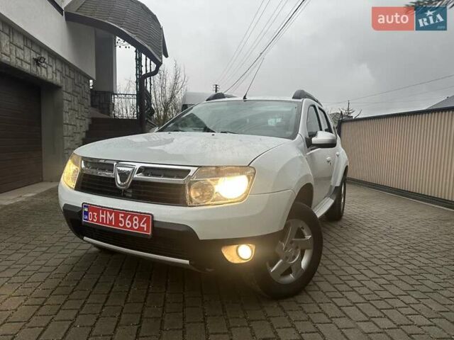 Білий Дачія Duster, об'ємом двигуна 1.5 л та пробігом 168 тис. км за 8300 $, фото 1 на Automoto.ua