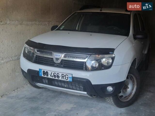 Білий Дачія Duster, об'ємом двигуна 1.5 л та пробігом 207 тис. км за 8900 $, фото 1 на Automoto.ua
