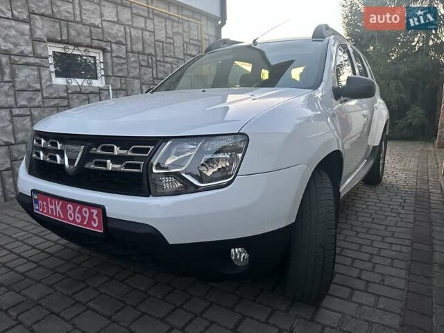 Белый Дачия Duster, объемом двигателя 1.5 л и пробегом 167 тыс. км за 10900 $, фото 1 на Automoto.ua