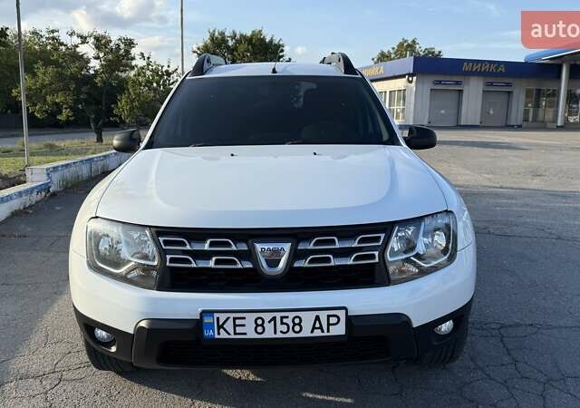 Белый Дачия Duster, объемом двигателя 1.46 л и пробегом 180 тыс. км за 10000 $, фото 1 на Automoto.ua
