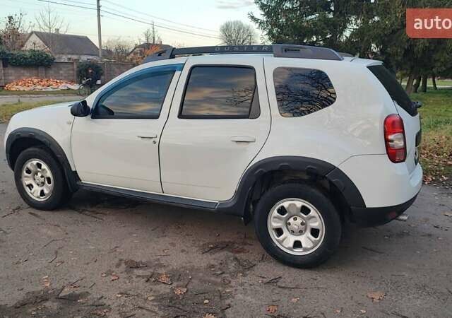 Белый Дачия Duster, объемом двигателя 1.5 л и пробегом 186 тыс. км за 9950 $, фото 1 на Automoto.ua
