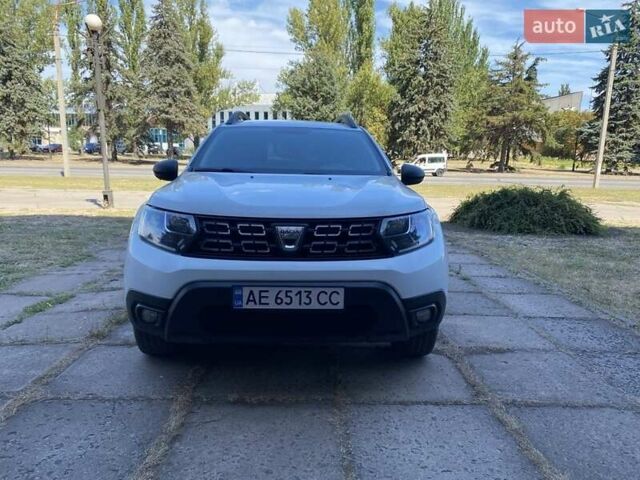 Белый Дачия Duster, объемом двигателя 1.5 л и пробегом 177 тыс. км за 14400 $, фото 1 на Automoto.ua