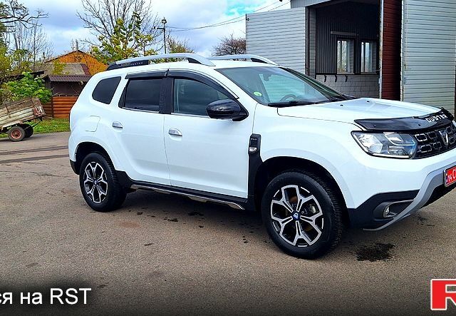 Белый Дачия Duster, объемом двигателя 1.5 л и пробегом 88 тыс. км за 17950 $, фото 1 на Automoto.ua
