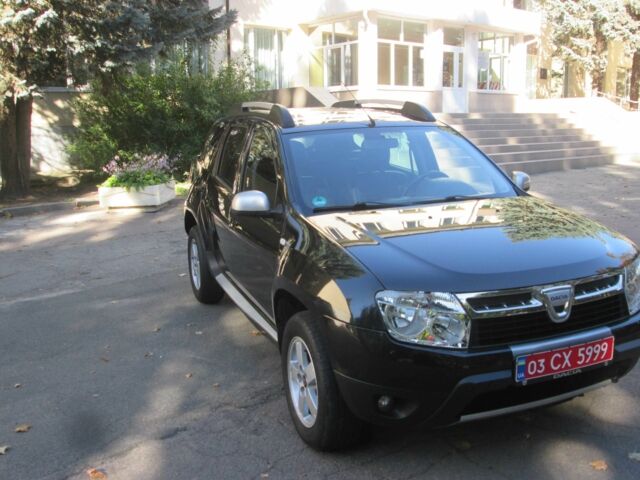 Черный Дачия Duster, объемом двигателя 1.6 л и пробегом 174 тыс. км за 8400 $, фото 1 на Automoto.ua