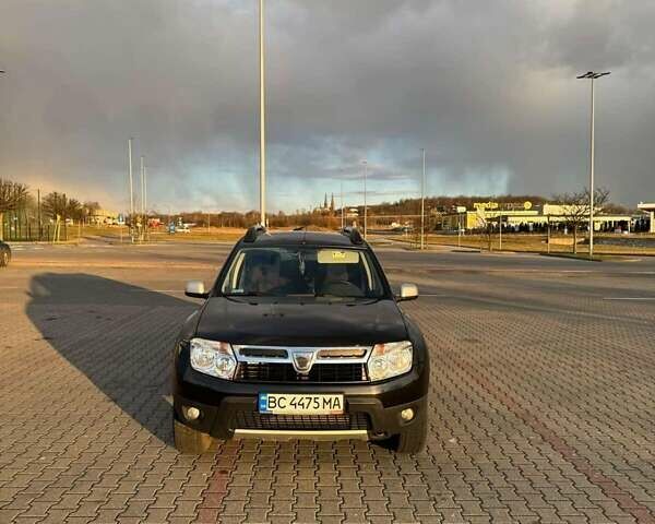 Черный Дачия Duster, объемом двигателя 1.46 л и пробегом 155 тыс. км за 7500 $, фото 1 на Automoto.ua