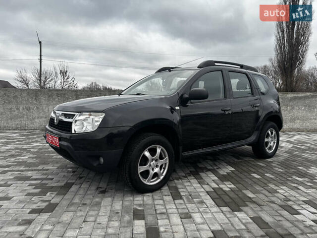 Черный Дачия Duster, объемом двигателя 1.6 л и пробегом 181 тыс. км за 8300 $, фото 1 на Automoto.ua