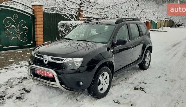 Черный Дачия Duster, объемом двигателя 1.6 л и пробегом 170 тыс. км за 8799 $, фото 1 на Automoto.ua