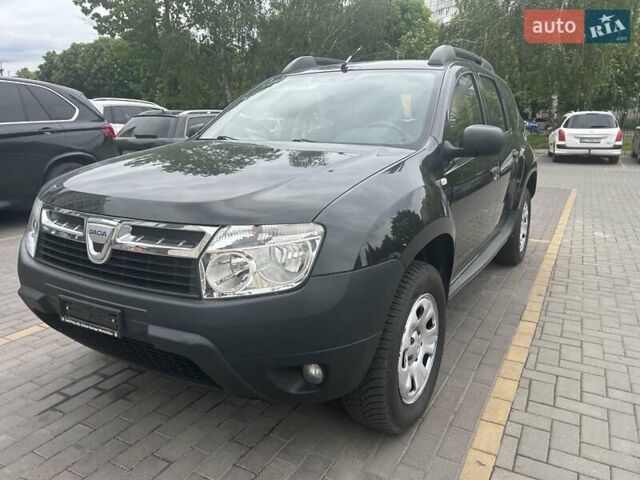 Черный Дачия Duster, объемом двигателя 1.6 л и пробегом 173 тыс. км за 8100 $, фото 1 на Automoto.ua