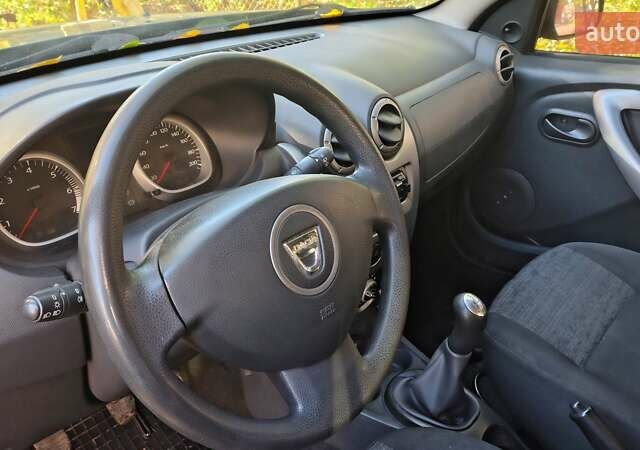 Чорний Дачія Duster, об'ємом двигуна 1.5 л та пробігом 235 тис. км за 8500 $, фото 1 на Automoto.ua