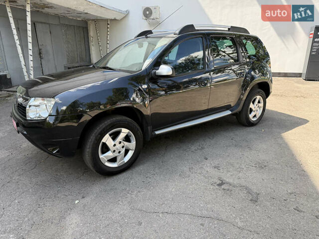 Черный Дачия Duster, объемом двигателя 1.6 л и пробегом 219 тыс. км за 8700 $, фото 1 на Automoto.ua