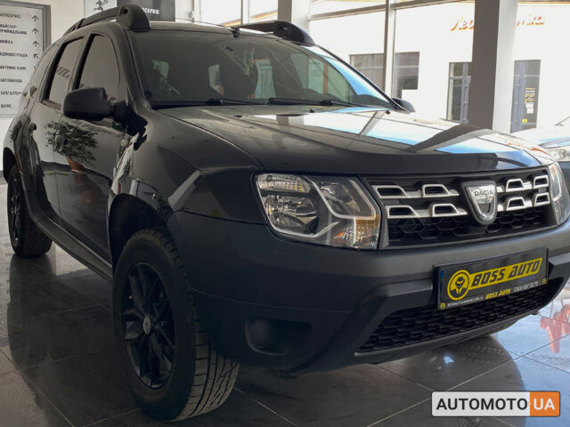 Черный Дачия Duster, объемом двигателя 1.6 л и пробегом 227 тыс. км за 9900 $, фото 1 на Automoto.ua