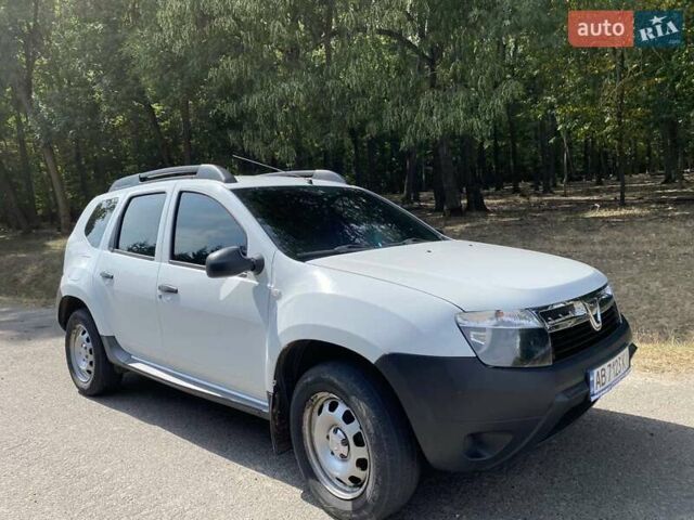Дачия Duster, объемом двигателя 1.6 л и пробегом 259 тыс. км за 7400 $, фото 1 на Automoto.ua