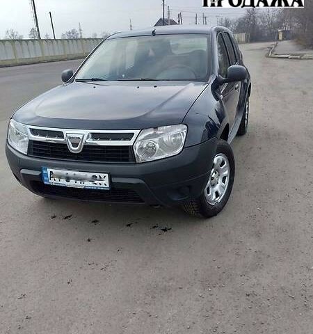 Дачия Duster, объемом двигателя 1.6 л и пробегом 170 тыс. км за 6800 $, фото 1 на Automoto.ua