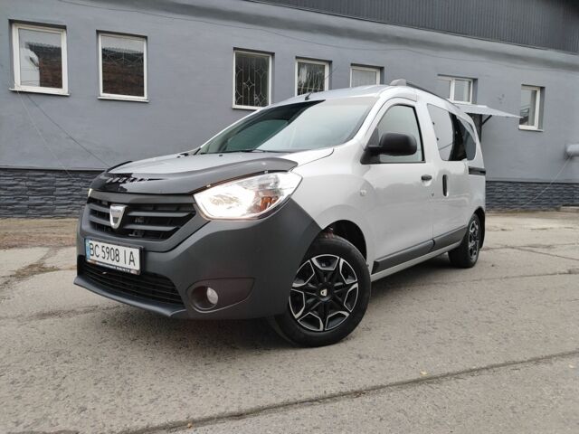 Сірий Дачія Duster, об'ємом двигуна 1.6 л та пробігом 210 тис. км за 6500 $, фото 1 на Automoto.ua