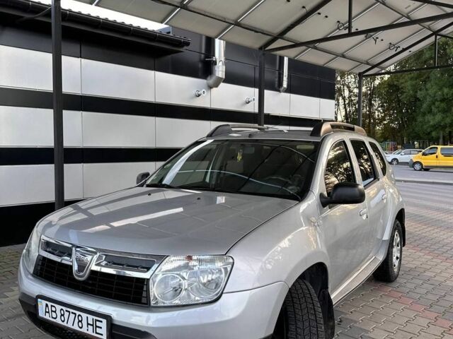 Серый Дачия Duster, объемом двигателя 1.5 л и пробегом 290 тыс. км за 6599 $, фото 1 на Automoto.ua