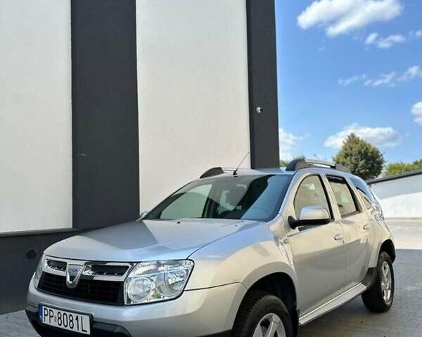 Сірий Дачія Duster, об'ємом двигуна 1.5 л та пробігом 200 тис. км за 3700 $, фото 1 на Automoto.ua